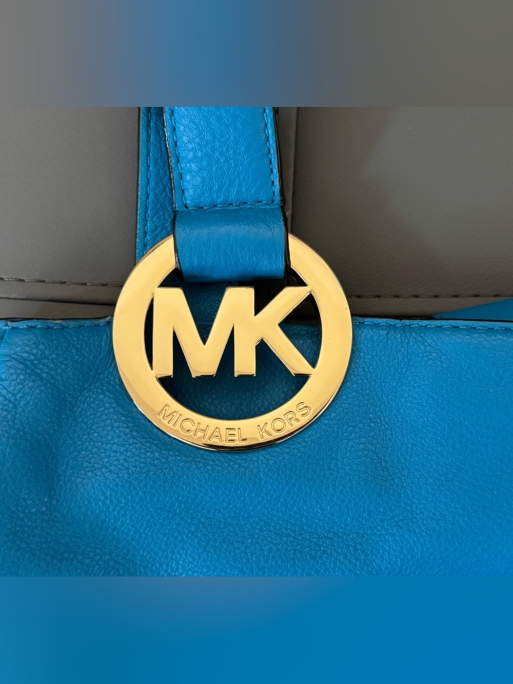 Michael Kors Shoulder Bag and Wallet Turquoise and Gold - Picture 2 of 12